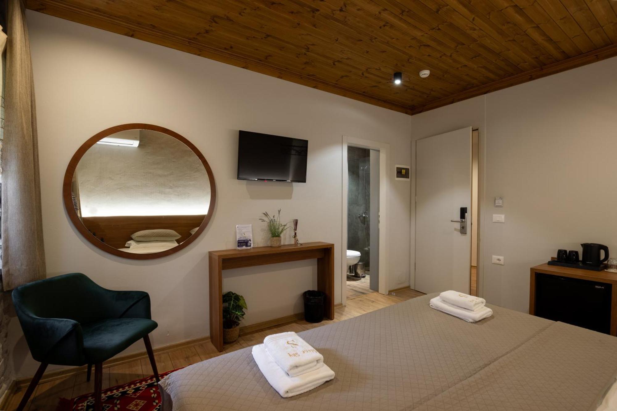 The Stone Sky Hotel Gjirokaster Exterior photo