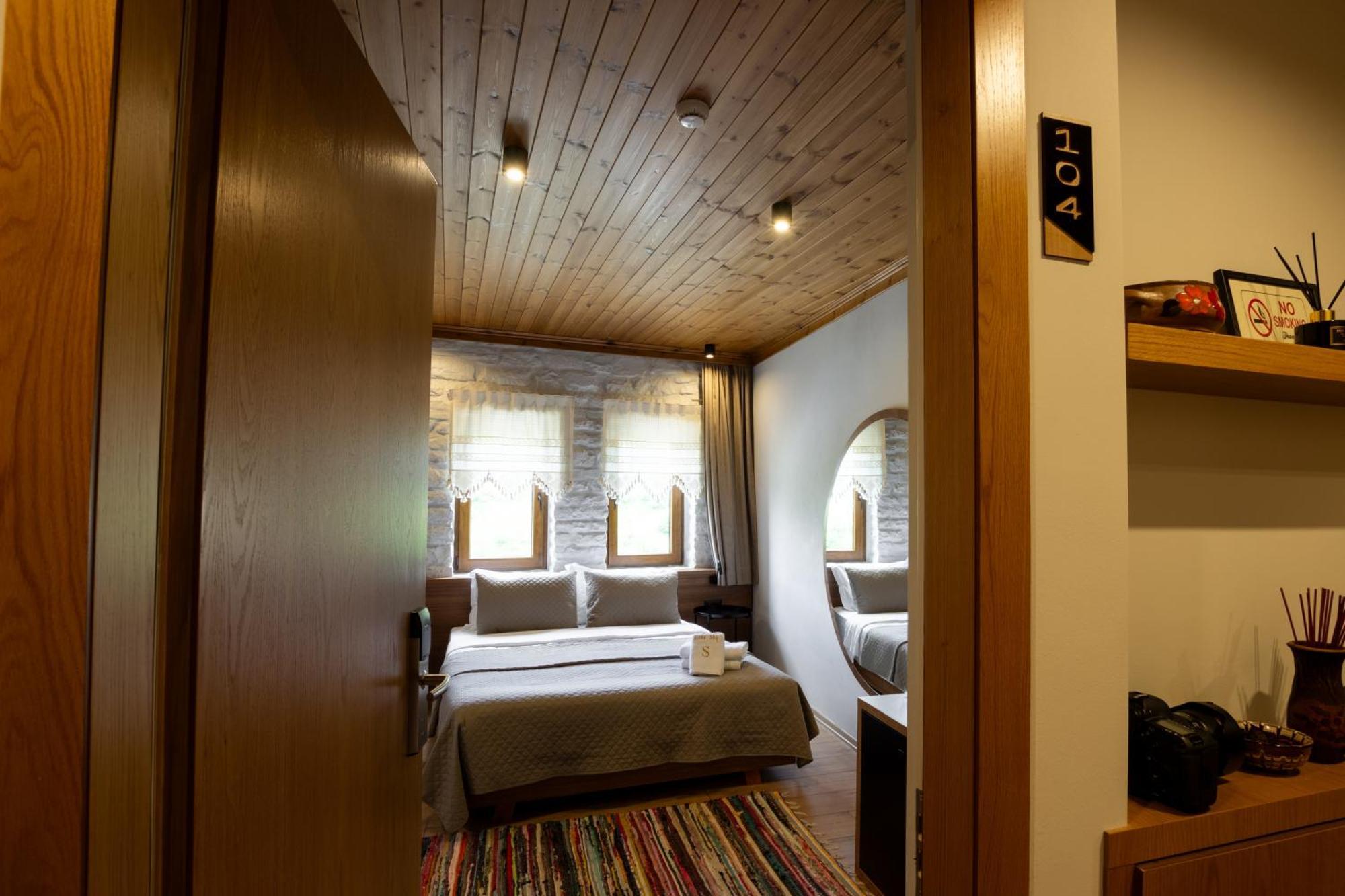 The Stone Sky Hotel Gjirokaster Exterior photo