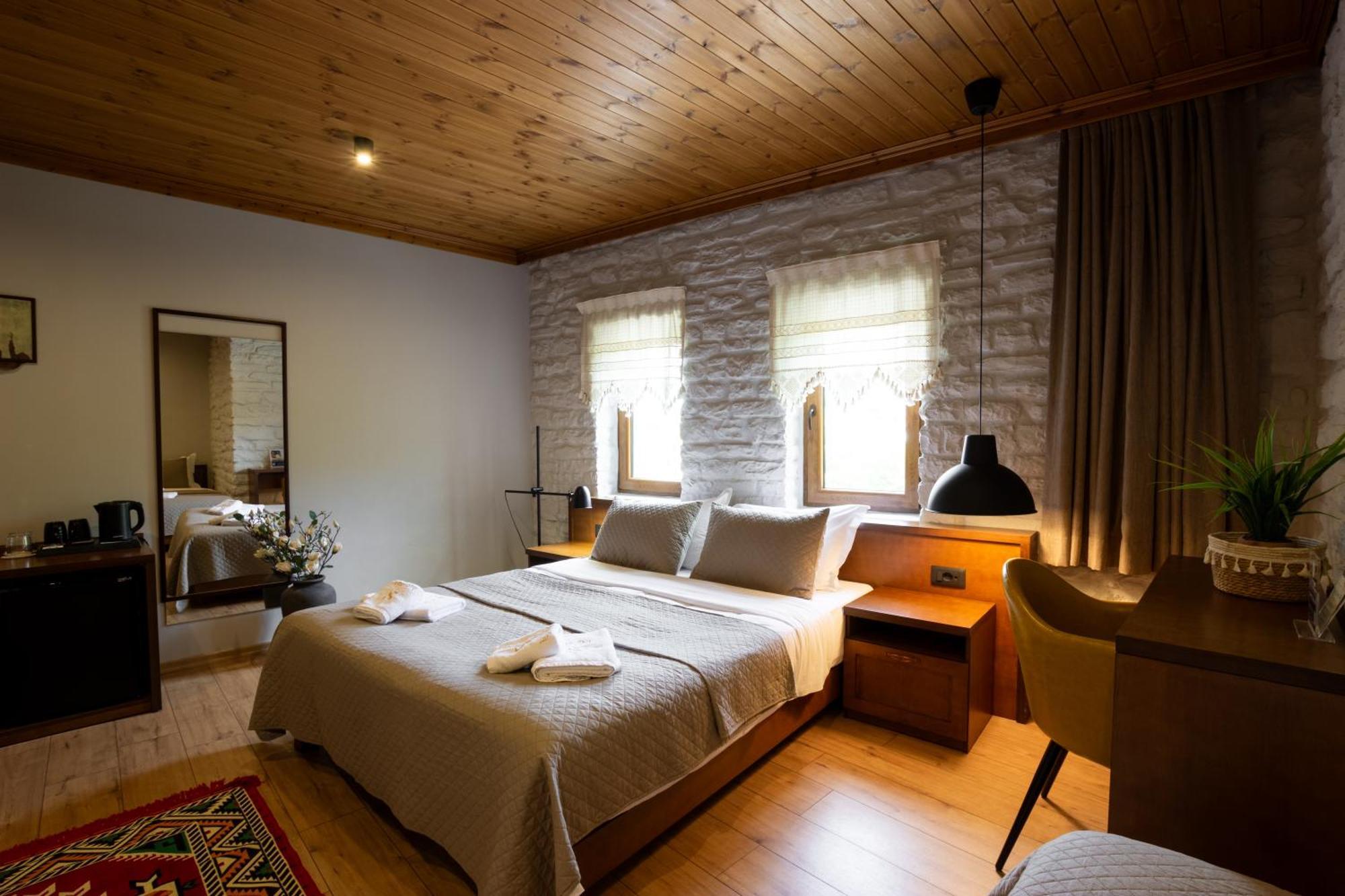 The Stone Sky Hotel Gjirokaster Exterior photo
